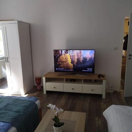 Pisqor Apartment - Self Check-In Bratislava Dış mekan fotoğraf
